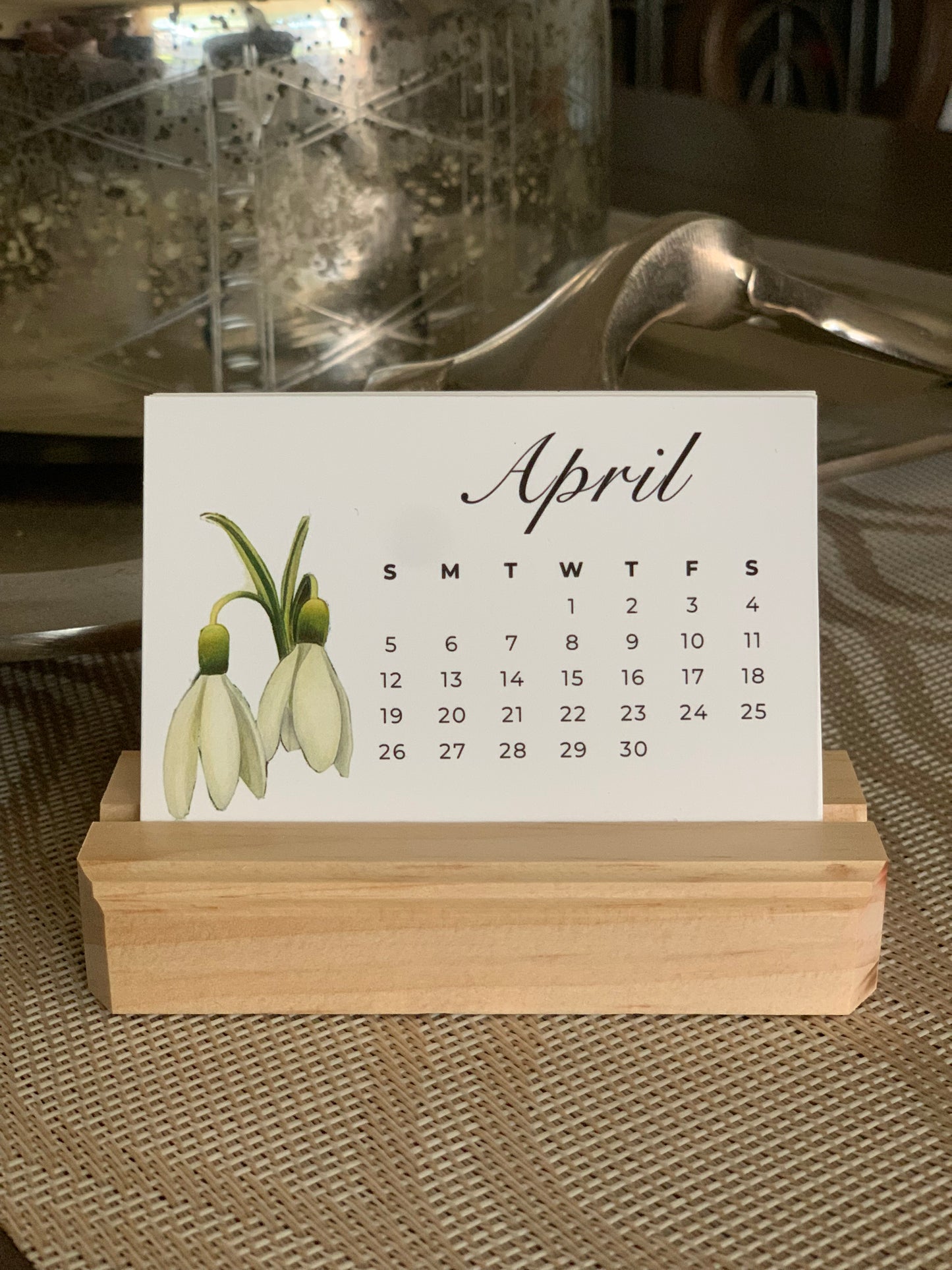Nature’s Bouquet 2026 Mini Desk Calendar