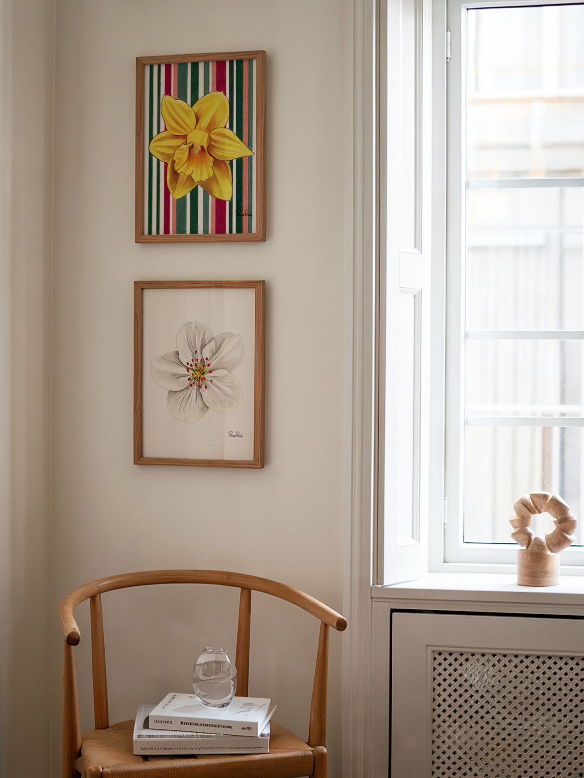 March Daffodil No. 1 Striped Art Print